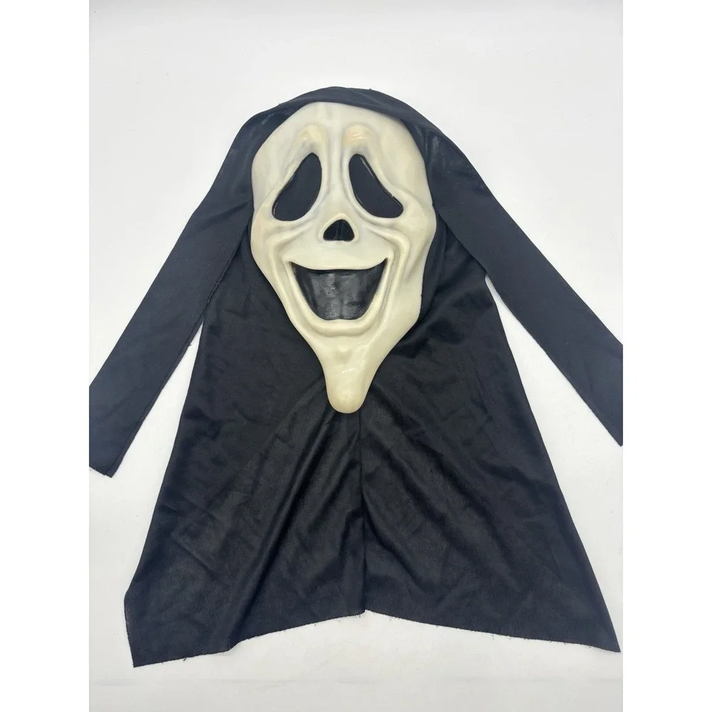 Vintage Scream Ghost Face Mask Smiley Easter Unlimited Smiling